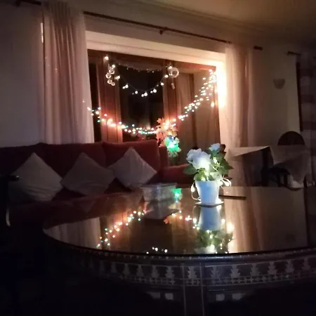 Chambres Du Moustier לינה וארוחת בוקר *