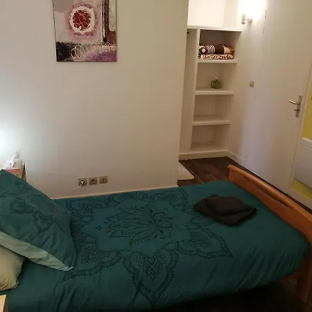 לינה וארוחת בוקר Chambres Du Moustier *
