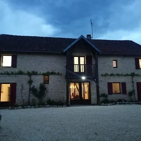 לינה וארוחת בוקר Chambres Du Moustier